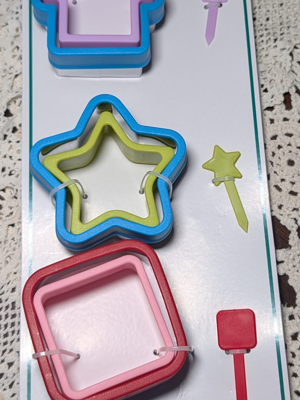 Set Of 3 House, Star, Square Sandwich Cutters New